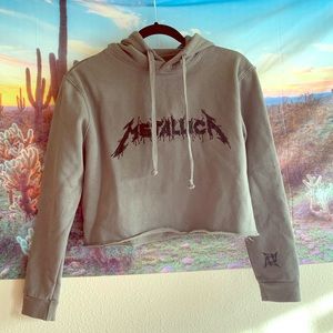 Cropped Metallica Sweater VERY SOFT